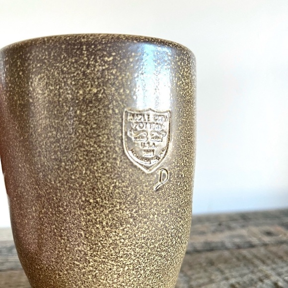 Maple City Pottery Handmade vase - Picture 6 of 6